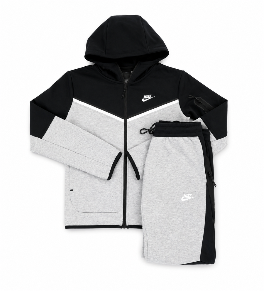 Nike Tech